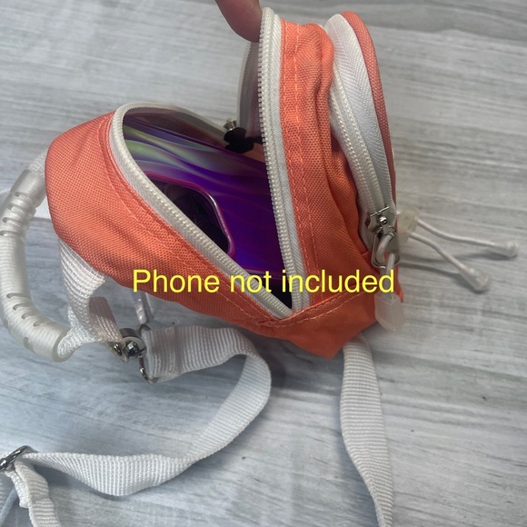Universal Studios Coral White Zip Mini Day Backpack Crossbody Waist Belt - Picture 15 of 15